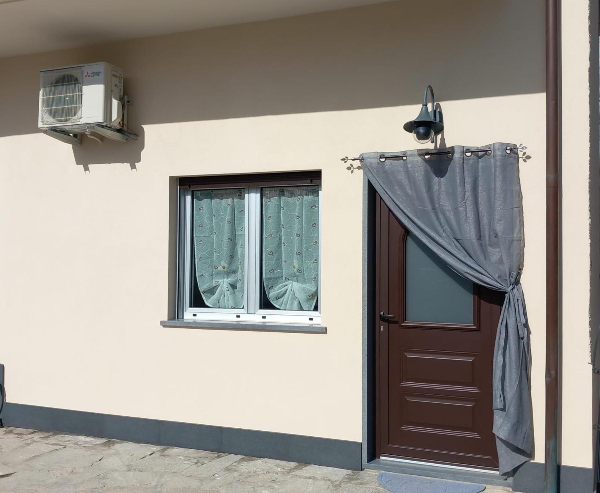 דירות מרינה די מסה Casa Luce מראה חיצוני תמונה